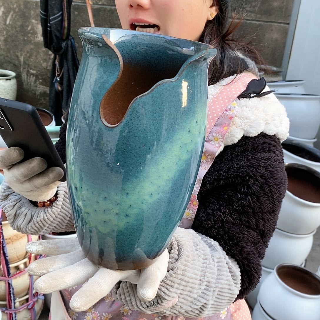 紫砂花盆瑕疵口15高25瑕疵