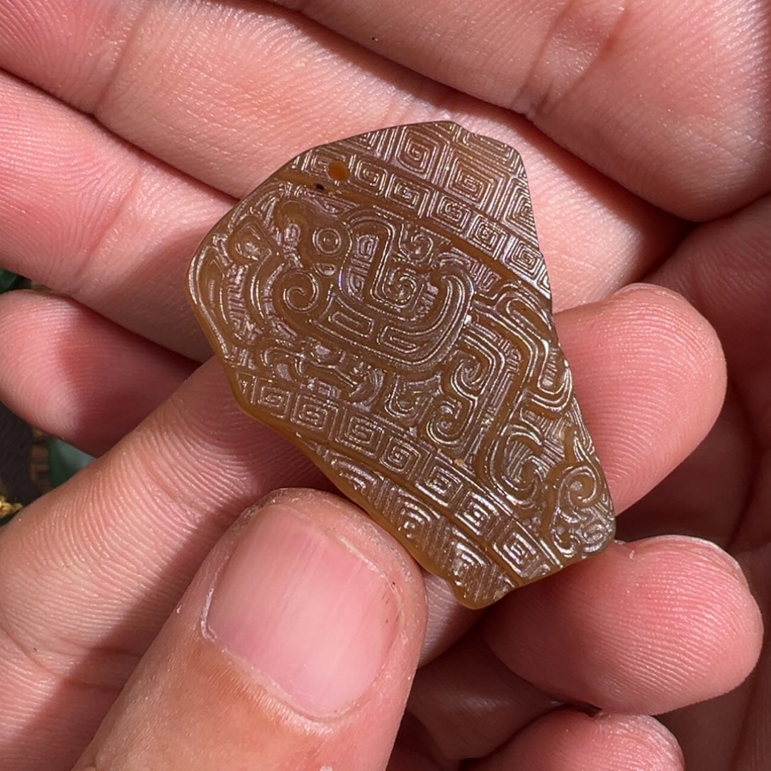 和田玉未镶嵌颈饰新疆老红糖手工精雕玄鸟残片背面飘满亏清福利