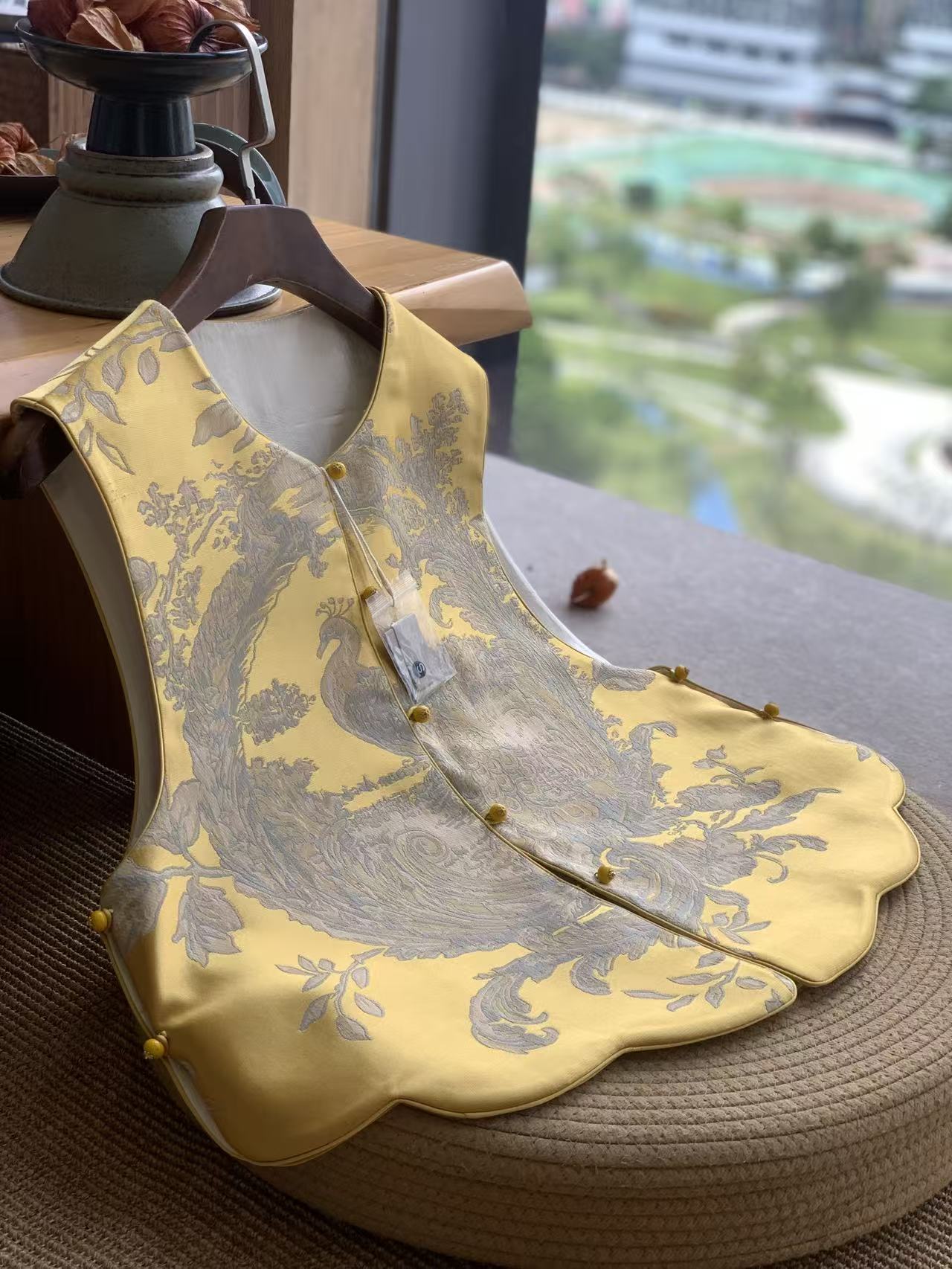 漱玉【浮光跃金】25新款立体提花盘扣宋锦对百搭新中式马甲