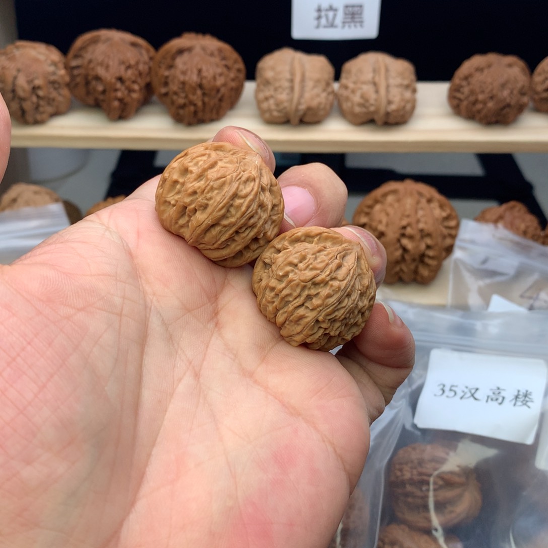 文玩核桃把件30尺全品无修太行龙珠