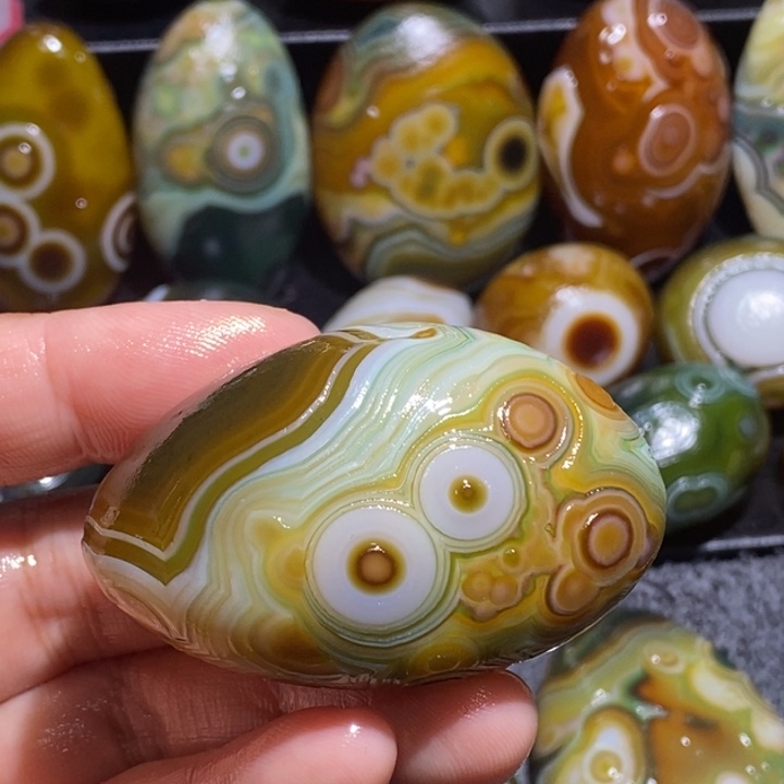 玛瑙/玉髓未镶嵌珠宝半成品32