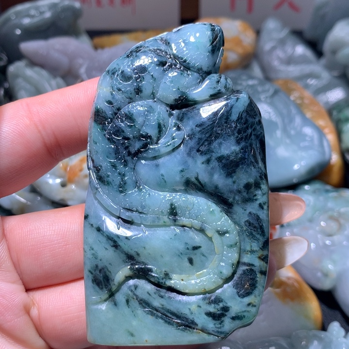 翡翠未镶嵌颈饰保真天然A货翡翠