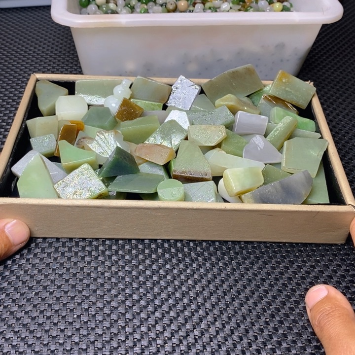 和田玉（糖玉）珠宝半成品未镶嵌鸿**头