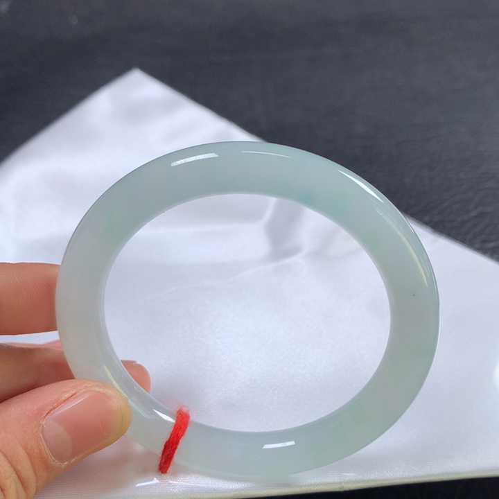 翡翠未镶嵌手镯（圆镯）53➕