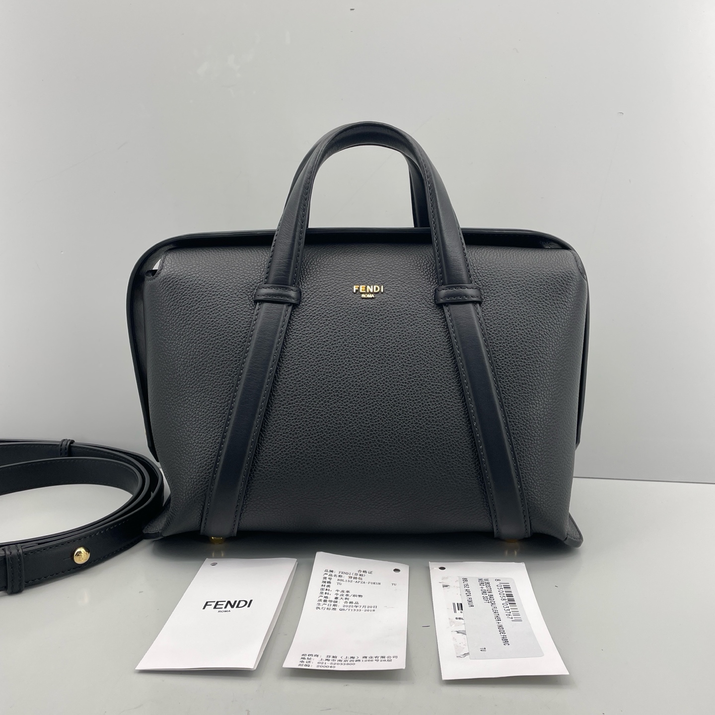 95新 FENDI/芬迪 优选/波士顿中号黑色荔枝纹手提包23年/27×16×17