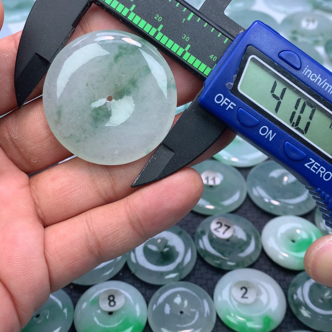 翡翠未镶嵌颈饰缅甸天然A货翡翠