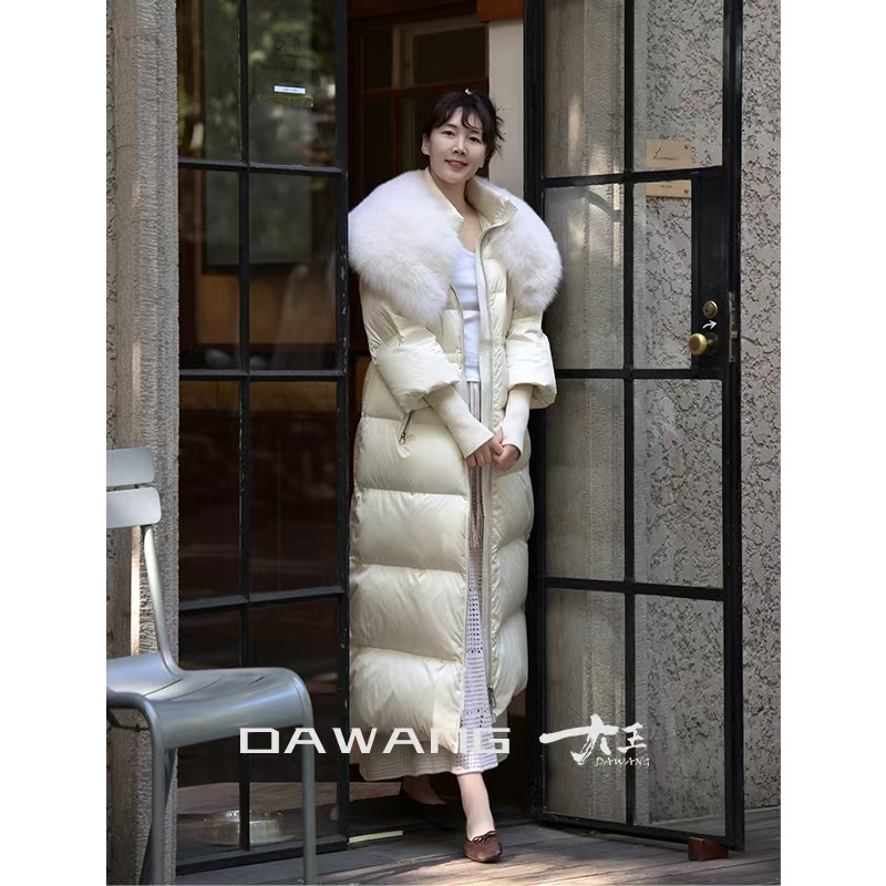 DAWANG | 【初心】爆款大狐狸毛披肩收腰保暖女士长款鹅绒服60283