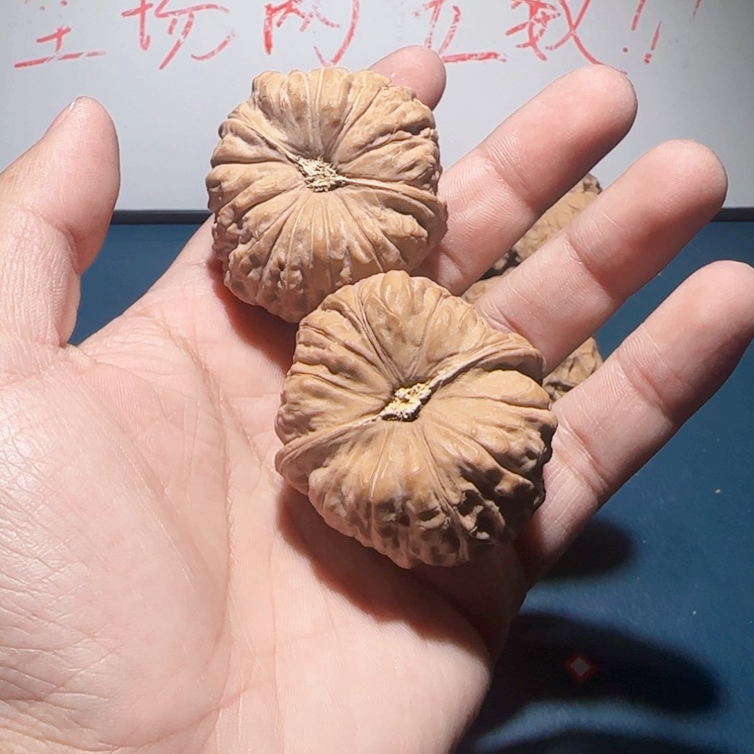 文玩核桃吊坠南瓜60