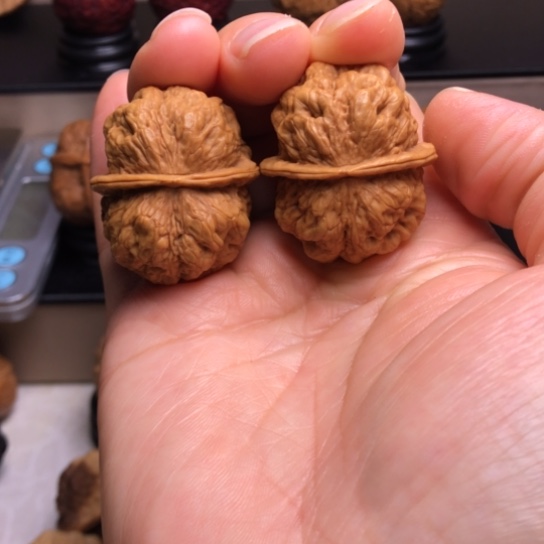 文玩核桃把件花**忧血舍利13