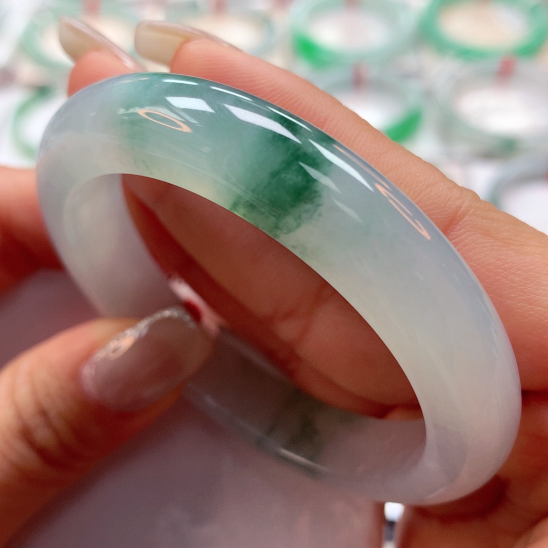 翡翠手镯未镶嵌51正44号88