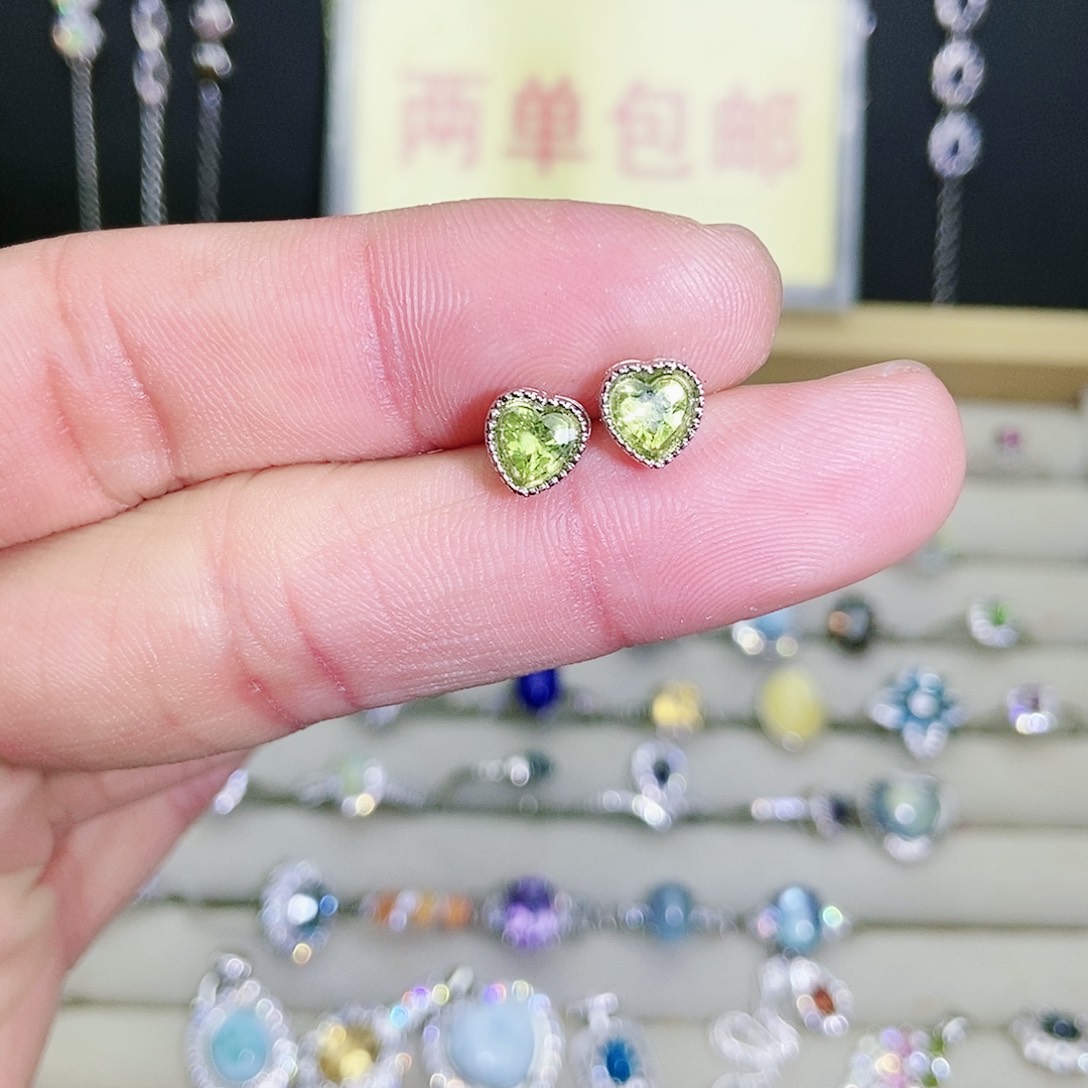 【闪购商品】未镶嵌耳饰橄榄石