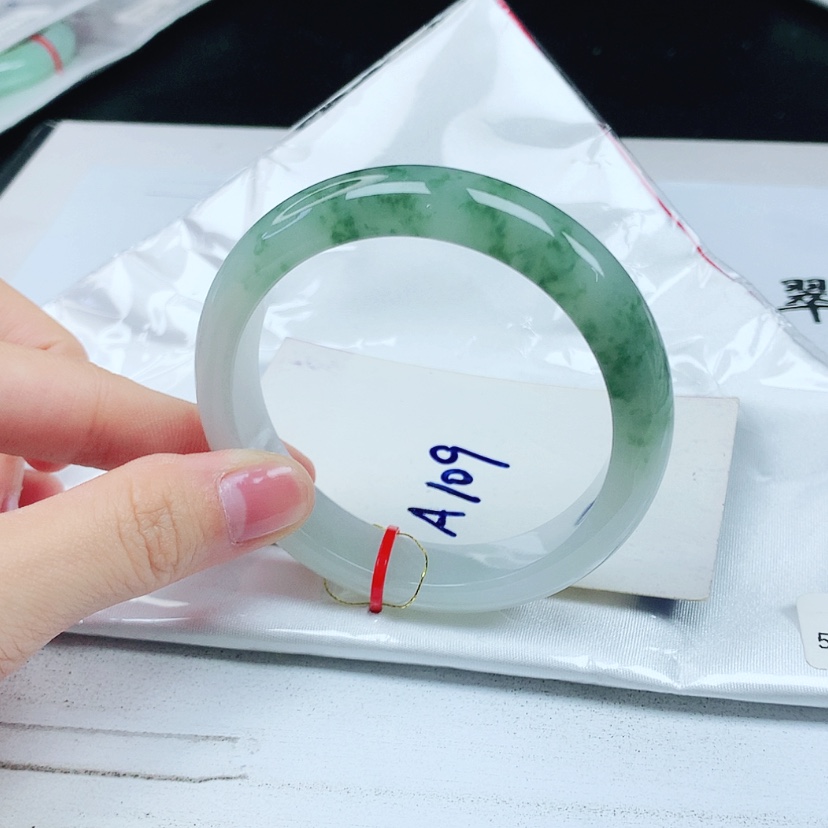 【闪购商品】翡翠手镯未镶嵌天然缅甸a货手镯54+