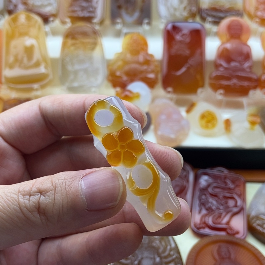 玛瑙/玉髓未镶嵌颈饰