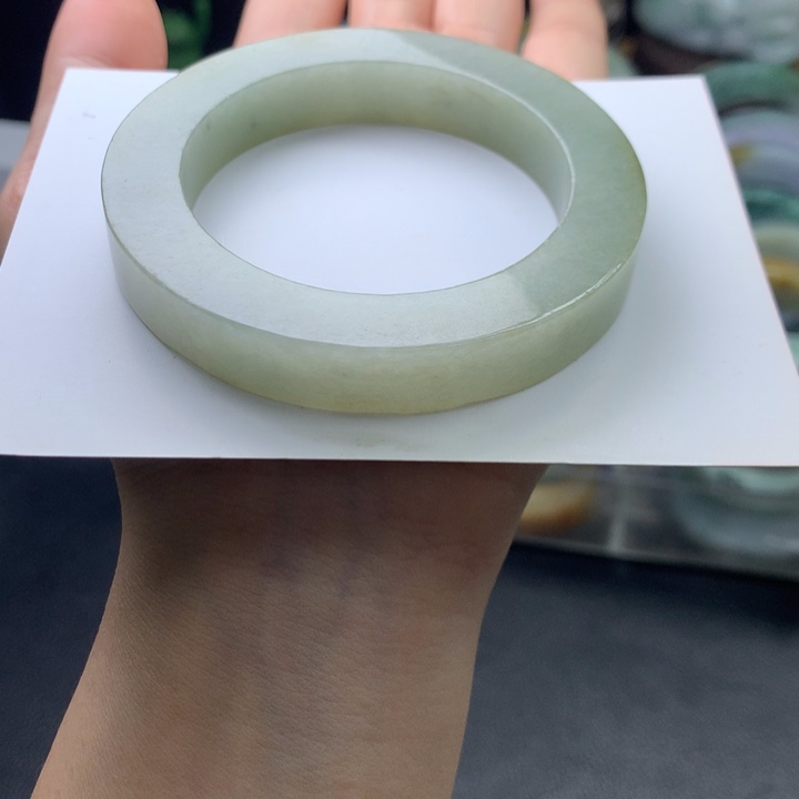 定制翡翠翡翠手镯未镶嵌翡翠手镯
