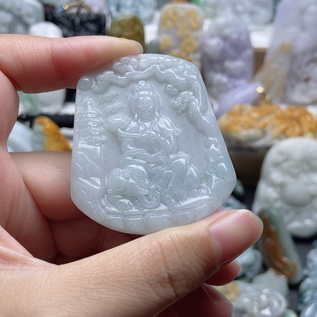 翡翠未镶嵌颈饰翡翠