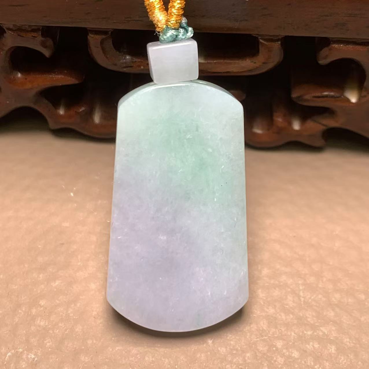 A671珠宝玉石A货翡翠吊坠 