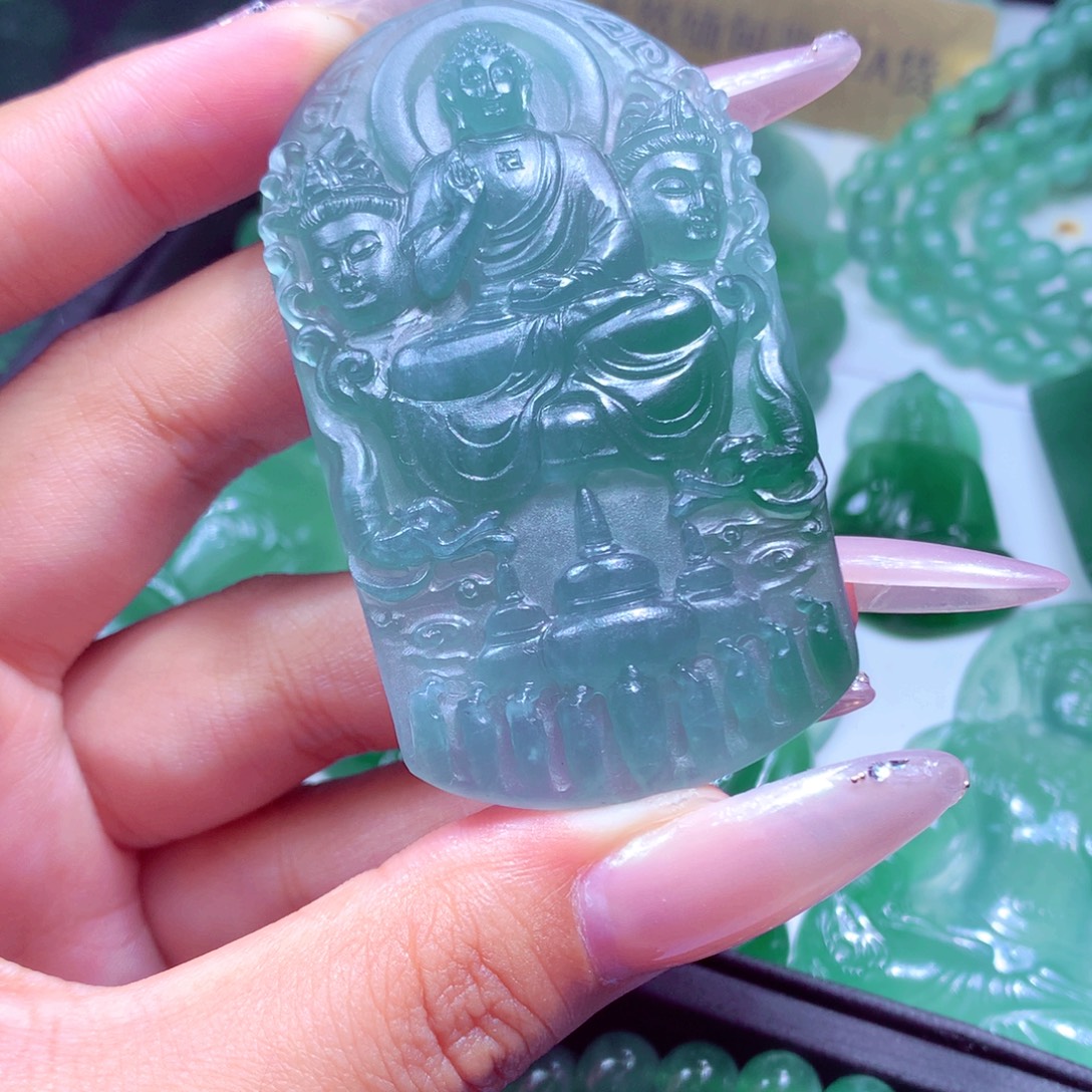 荆***祺定制翡翠未镶嵌天然缅甸翡翠A货毛货挂件