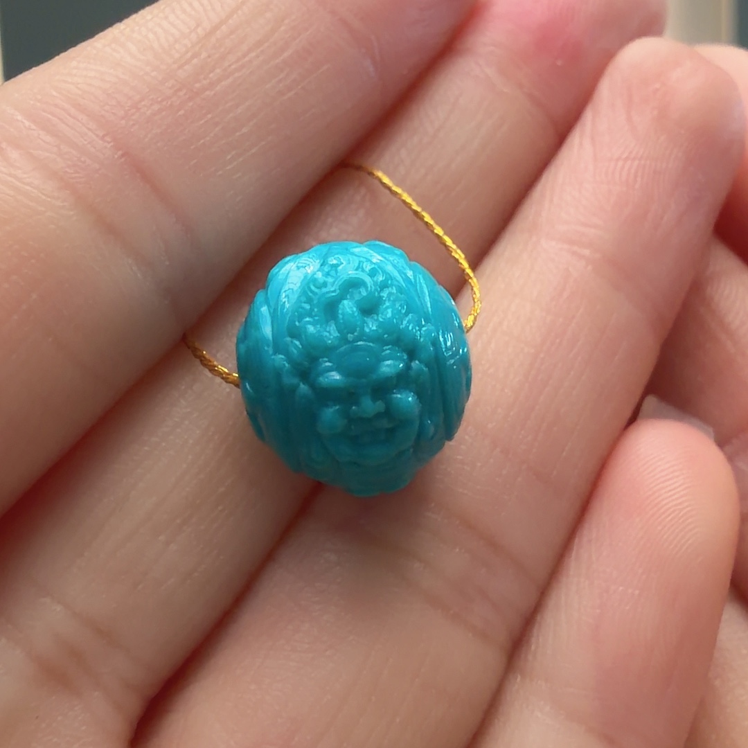 绿松石未镶嵌颈饰