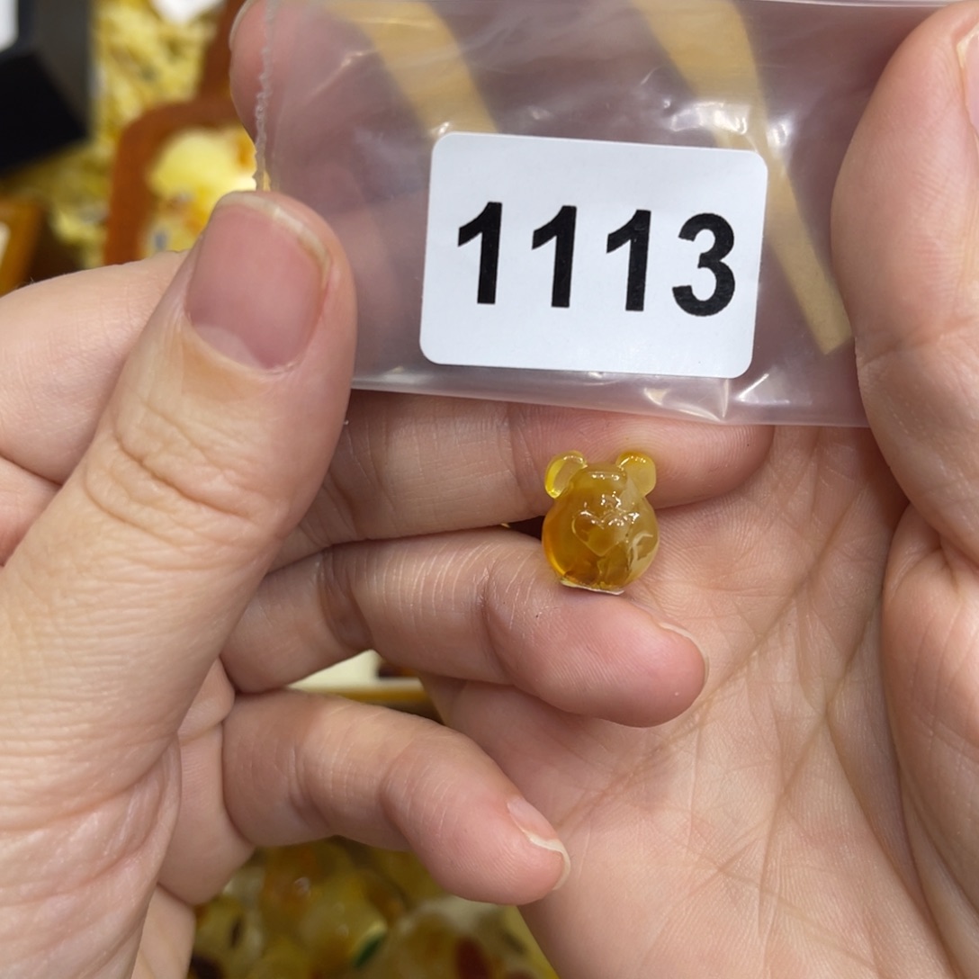 琥珀珠宝奇石未镶嵌