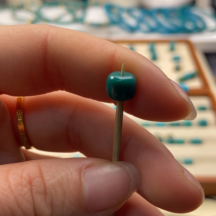 绿松石配饰未镶嵌