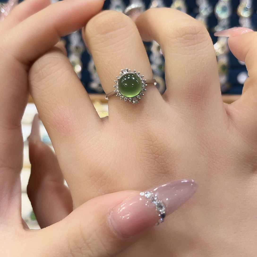 蛇纹石玉女款银S925镶嵌