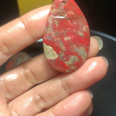 昌化石昌化鸡血石挂件