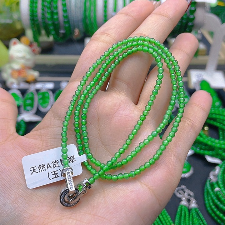 翡翠颈饰未镶嵌?**?圆珠项链