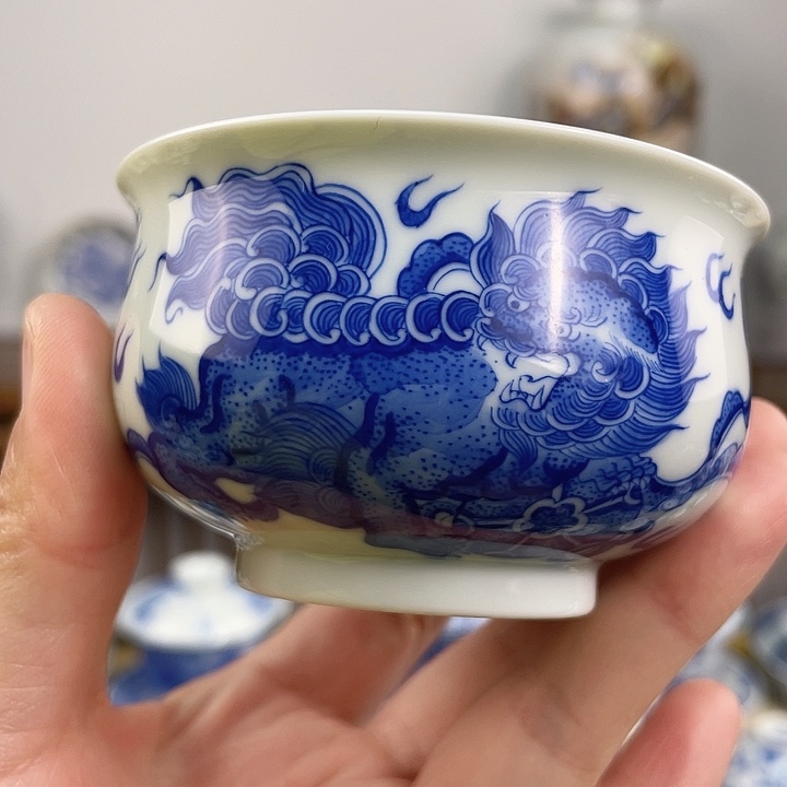 景德镇手绘青花主人杯