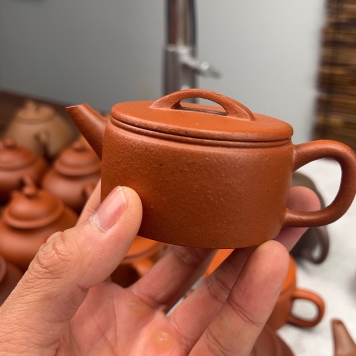 紫砂茶壶生砂朱泥汉瓦100cc