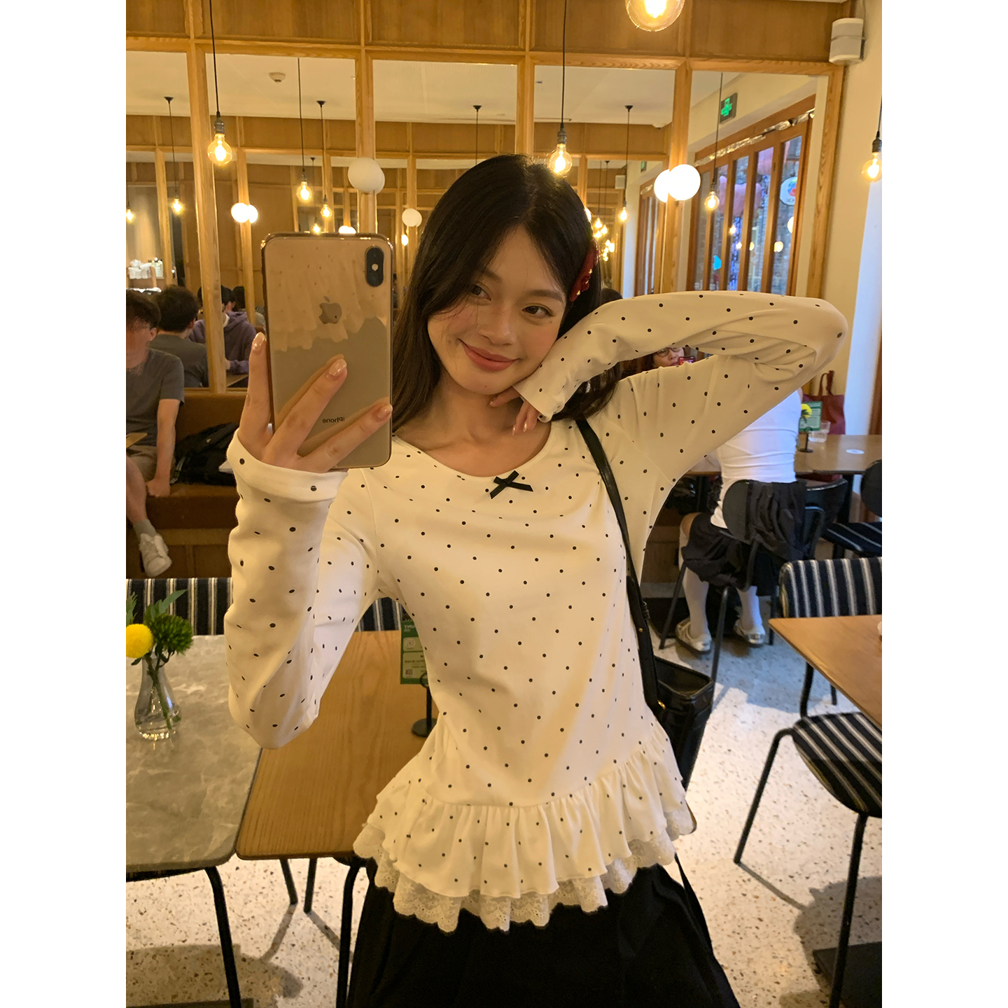 宋正恩12/15 10:00AM上新【波点元素小蝴蝶结花边T】ST2559