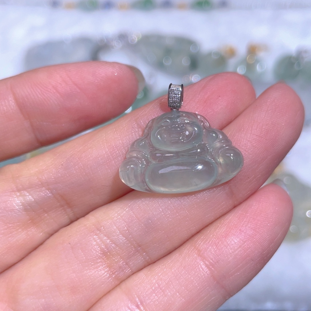 颈饰18K金镶嵌翡翠翡翠