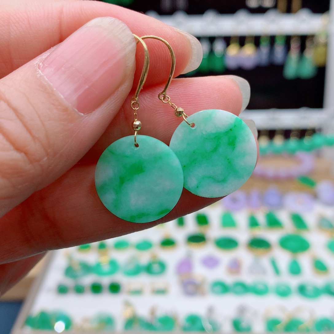 翡翠耳饰18K金镶嵌的