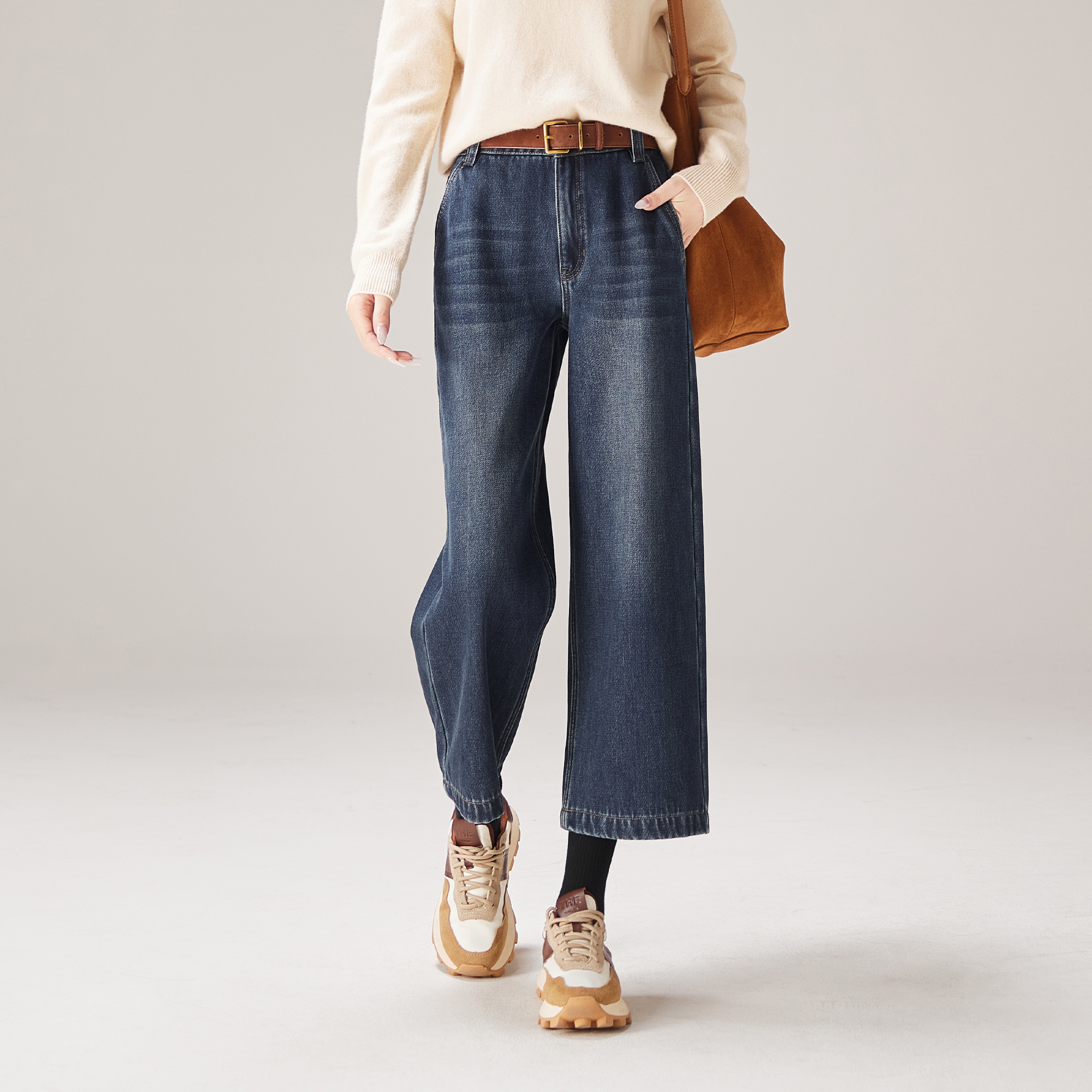 索菲丝尔加绒加厚高腰阔腿牛仔裤女2025冬季百搭显瘦八分裤542102