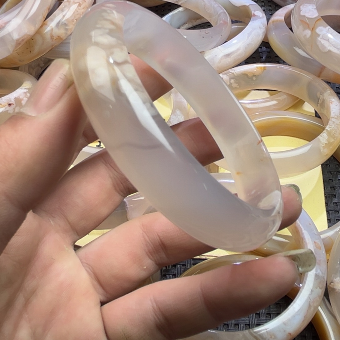 玛瑙/玉髓颈饰未镶嵌大****店