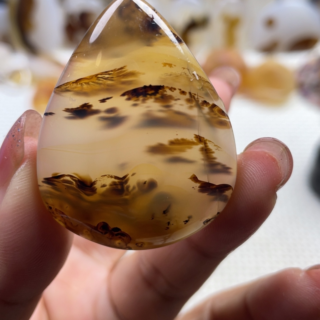 玛瑙/玉髓未镶嵌颈饰