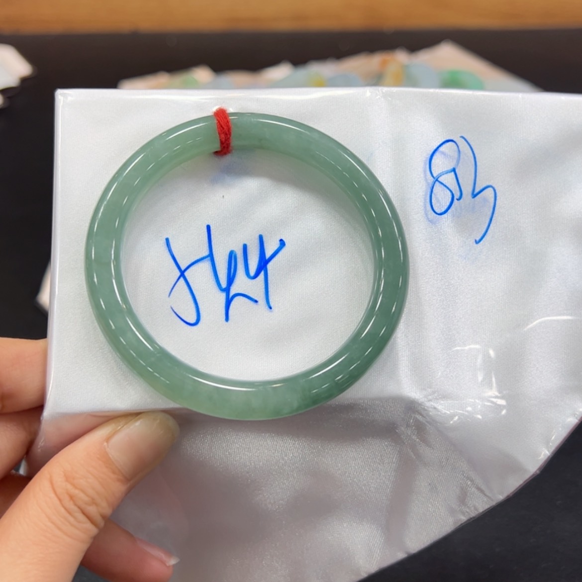 【闪购商品】翡翠手镯未镶嵌手镯