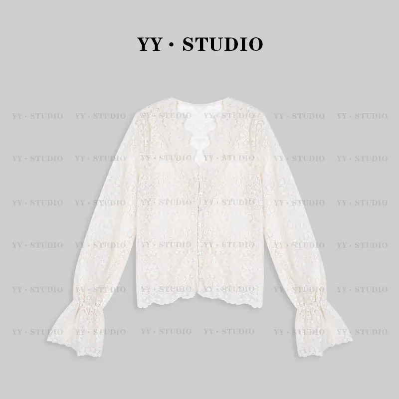 百搭蕾丝防晒喇叭袖开衫长袖T恤