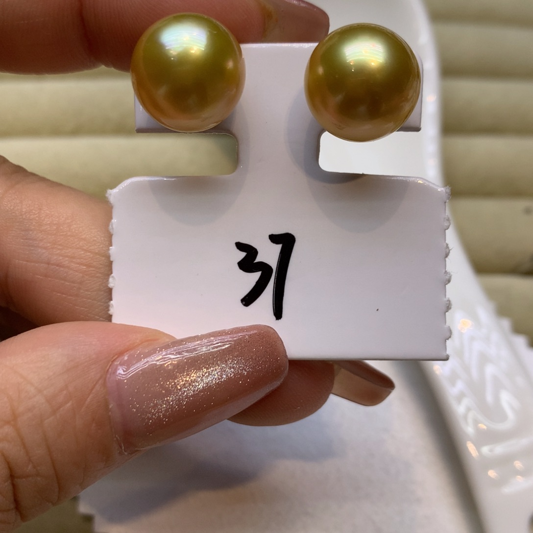 18K金镶嵌耳饰海水珍珠