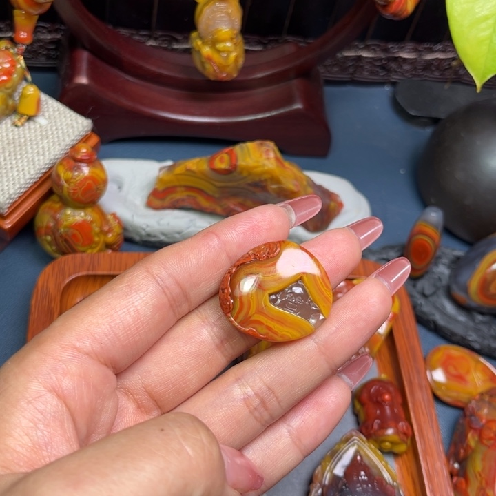 玛瑙/玉髓未镶嵌颈饰