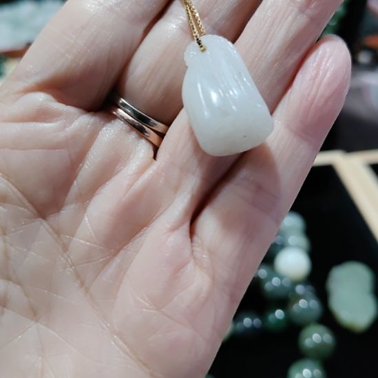 和田玉未镶嵌挂件