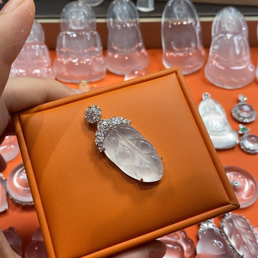 石英质玉吊坠银S925镶嵌