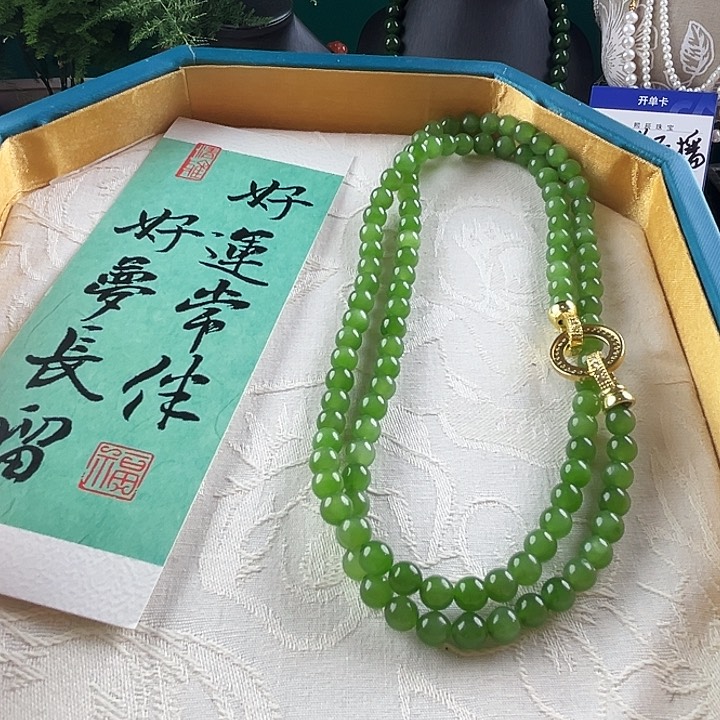 和田玉颈饰未镶嵌俄碧卡6