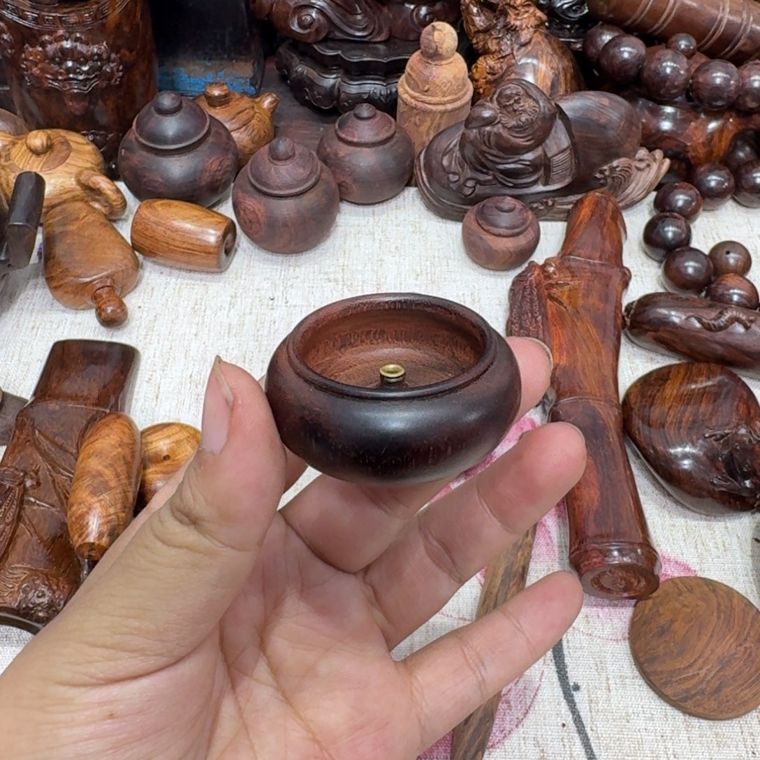 好***有机玻璃小件物品的销售