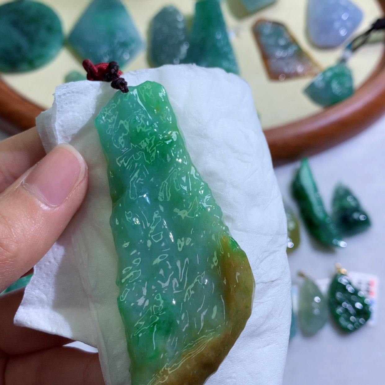 【闪购商品】翡翠吊坠(不含链)未镶嵌 2829
