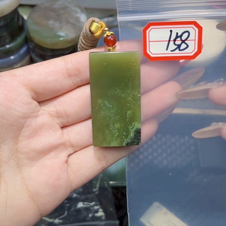 和田玉和田玉边角料随机发未镶嵌