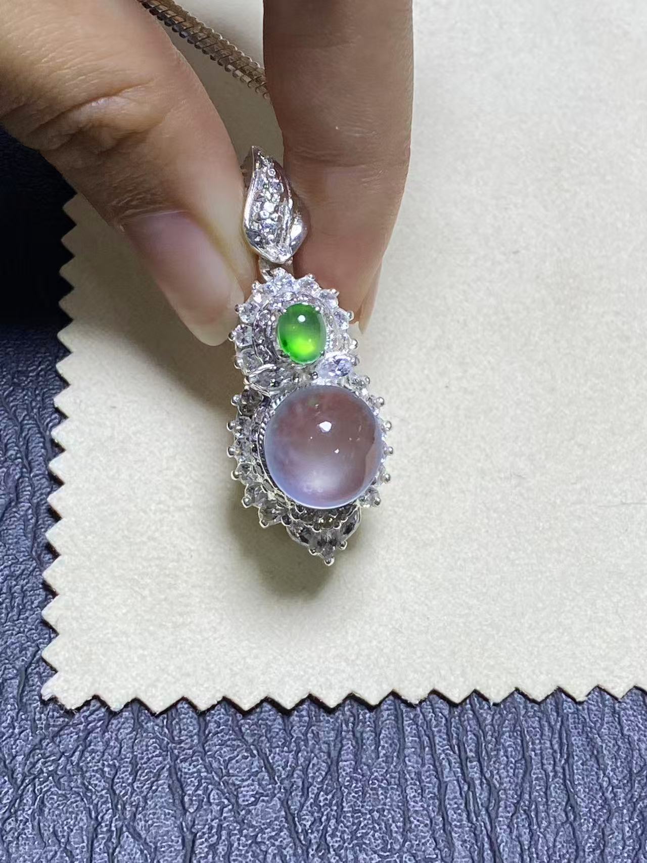 DZ97天然缅甸A货翡翠蛋面定制