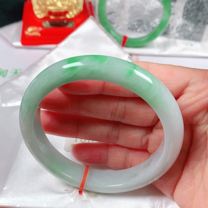 未镶嵌手镯翡翠   编号1062 正圈61-62 福利镯