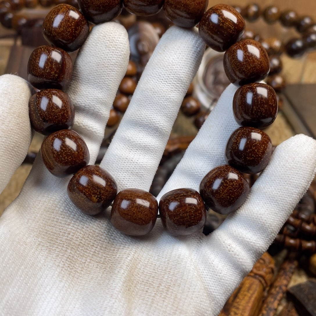 贡木其他轻*贡木手串