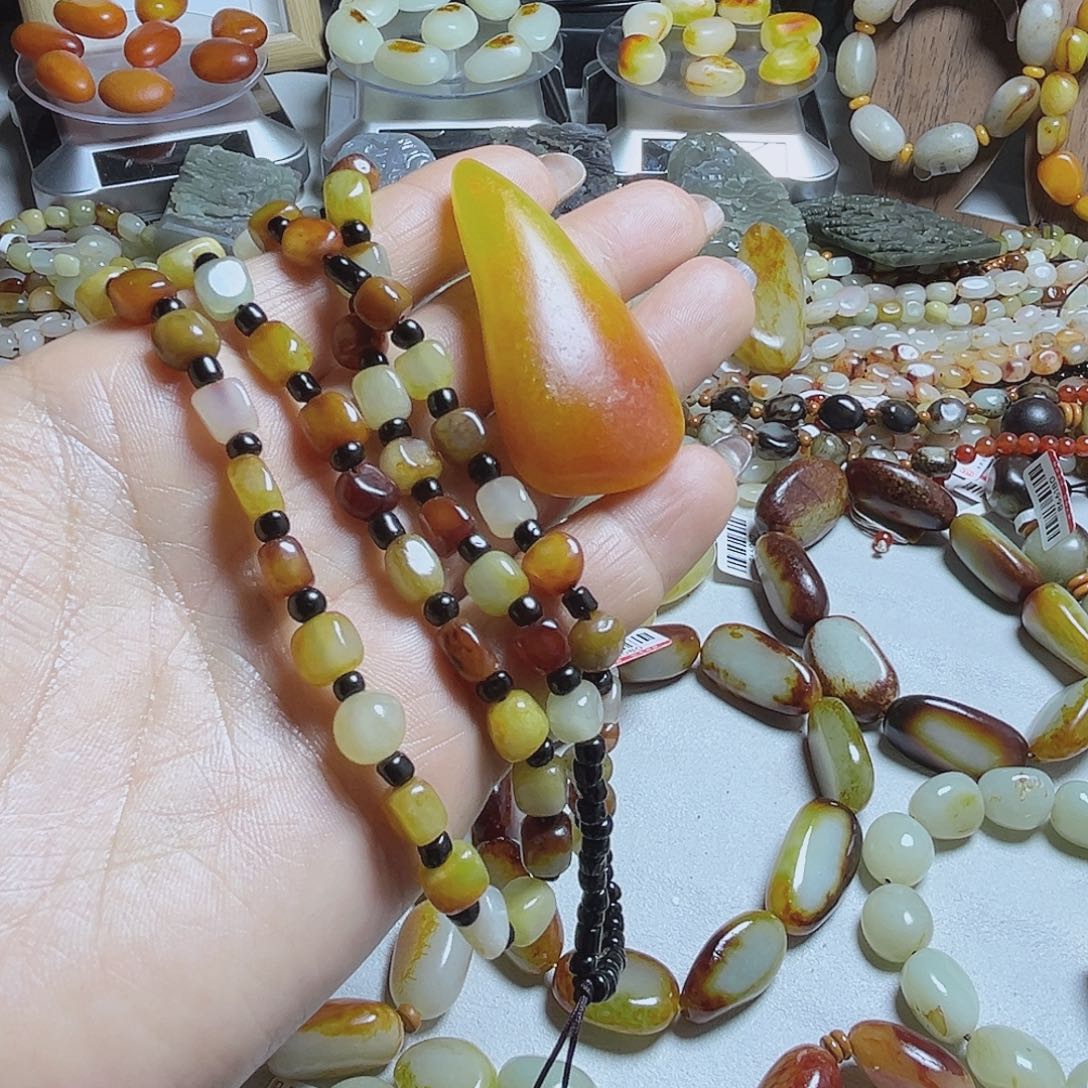 和田玉（糖玉）未镶嵌手链