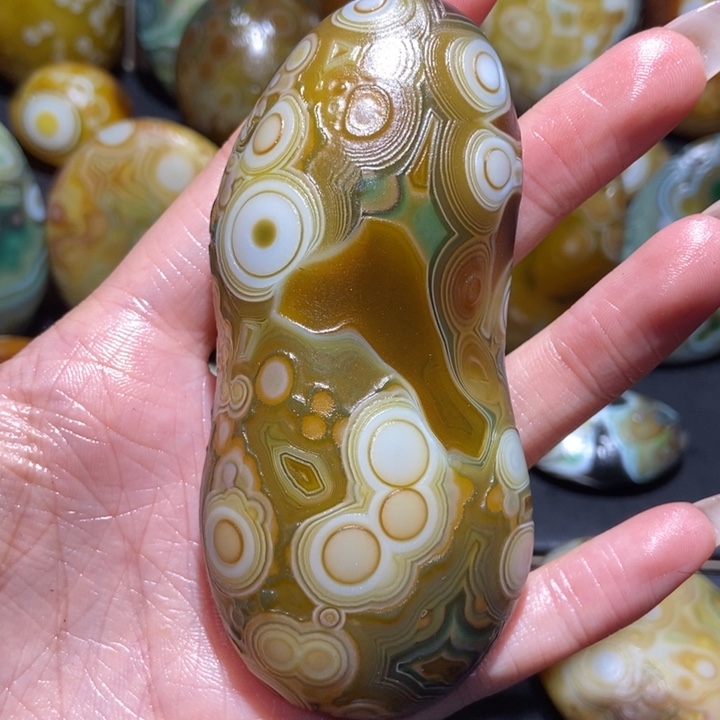 【闪购商品】未镶嵌玛瑙/玉髓珠宝奇石o
